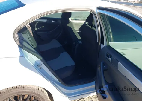 2017 Volkswagen Jetta 1.4T S z USA, uszkodzony, nr VIN 3VW2B7AJ1HM278754